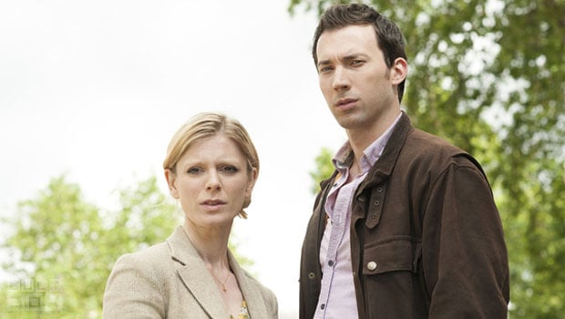 Bild David Caves, Emilia Fox