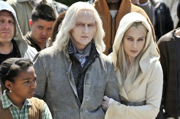 Defiance : Bild Jaime Murray, Tony Curran