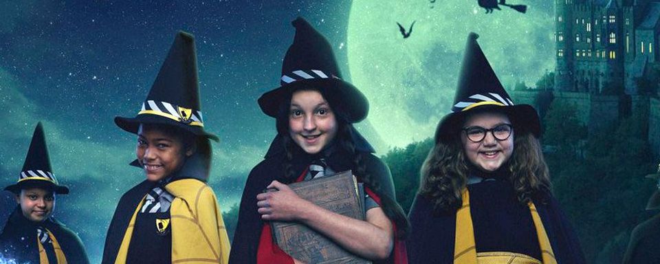 Harry Potter Lasst Grussen Start Der Kinderbuchadaption Eine Lausige Hexe Mit Game Of Thrones Fanliebling Bella Ramsey Serien News Filmstarts De