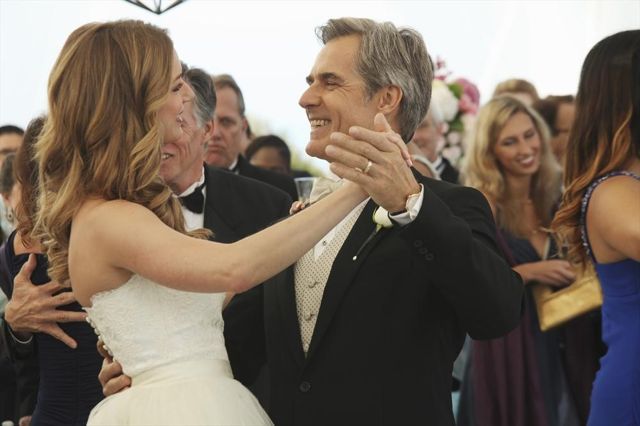 Revenge : Bild Henry Czerny, Emily VanCamp