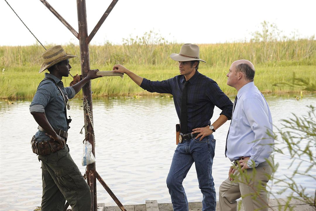 Justified : Bild Edi Gathegi, Timothy Olyphant, David Koechner