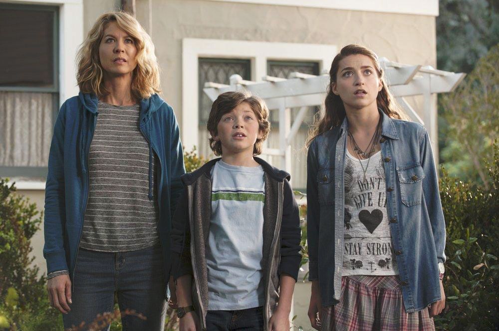 Growing Up Fisher : Bild Jenna Elfman, Ava Deluca-Verley