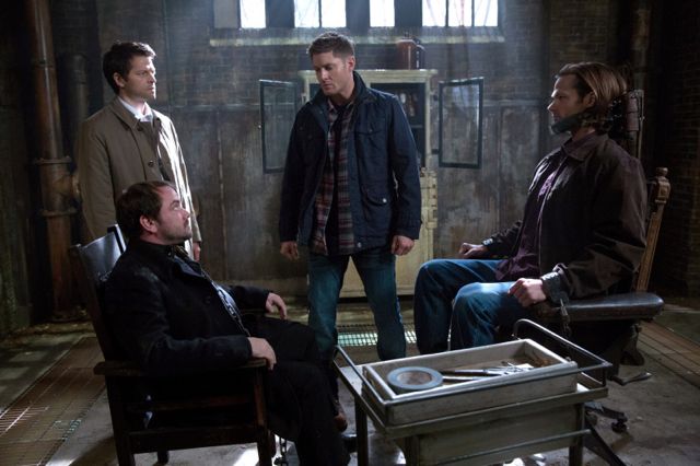 Supernatural : Bild Mark Sheppard, Jared Padalecki, Jensen Ackles, Misha Collins