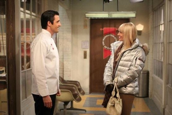 2 Broke Girls : Bild Gilles Marini, Beth Behrs