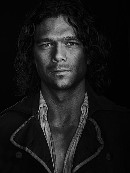 Bild Luke Arnold