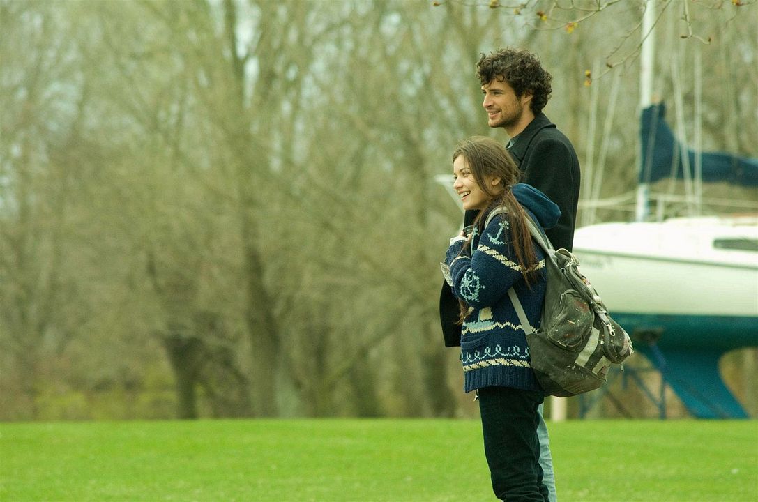 Verliebt in Molly : Bild Lola Tash, Charlie Carrick