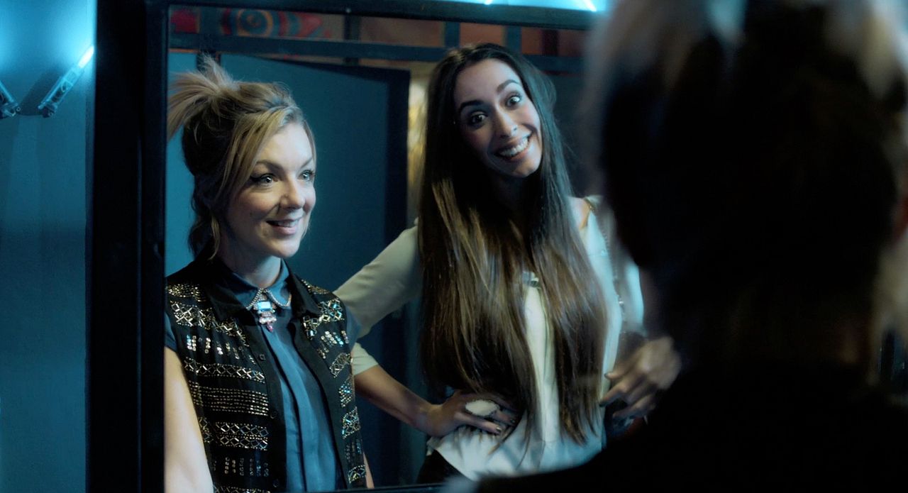 Powder Room - Mädels unter sich : Bild Sheridan Smith, Oona Chaplin