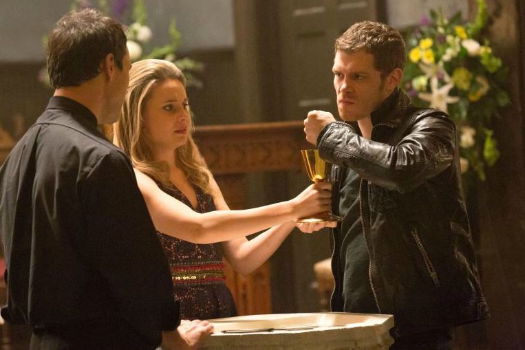 Bild Joseph Morgan, Leah Pipes