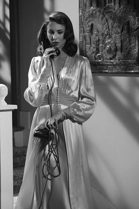 Pretty Little Liars : Bild Troian Bellisario