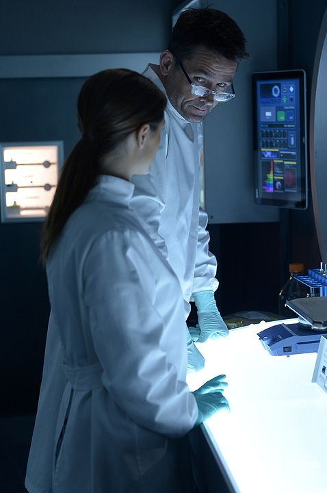 Helix : Bild Billy Campbell