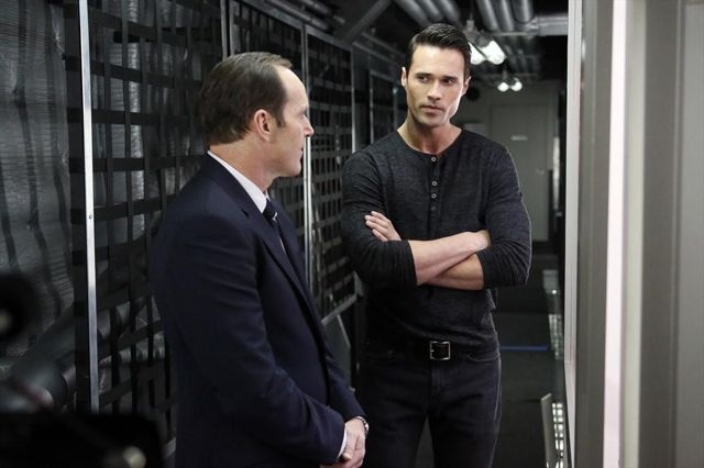 Marvel's Agents Of S.H.I.E.L.D. : Bild Brett Dalton, Clark Gregg