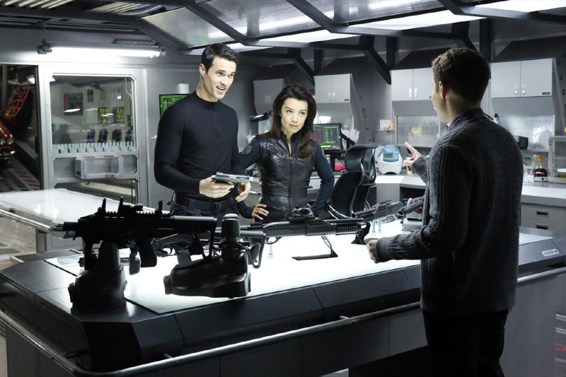 Marvel's Agents Of S.H.I.E.L.D. : Bild Ming-Na Wen, Iain De Caestecker, Brett Dalton