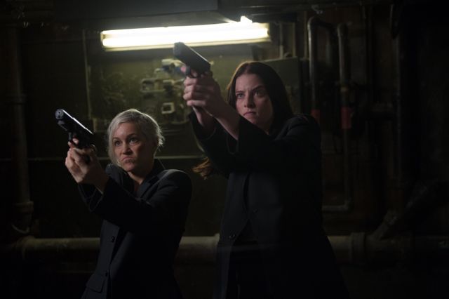 Continuum : Bild Rachel Nichols, Luvia Petersen