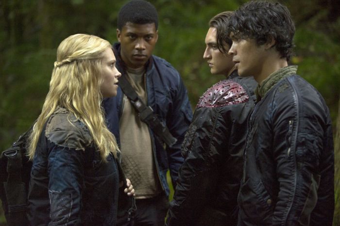 The 100 : Bild Eliza Taylor, Richard Harmon, Bob Morley, Eli Goree