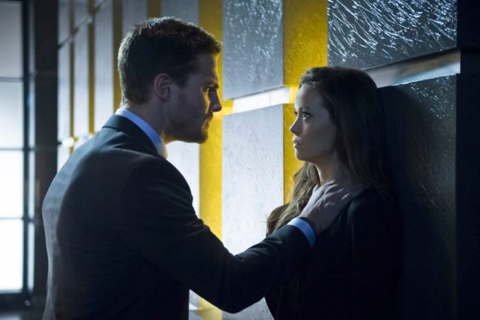 Arrow : Bild Summer Glau, Stephen Amell