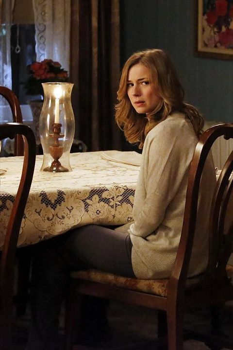 Revenge : Bild Emily VanCamp