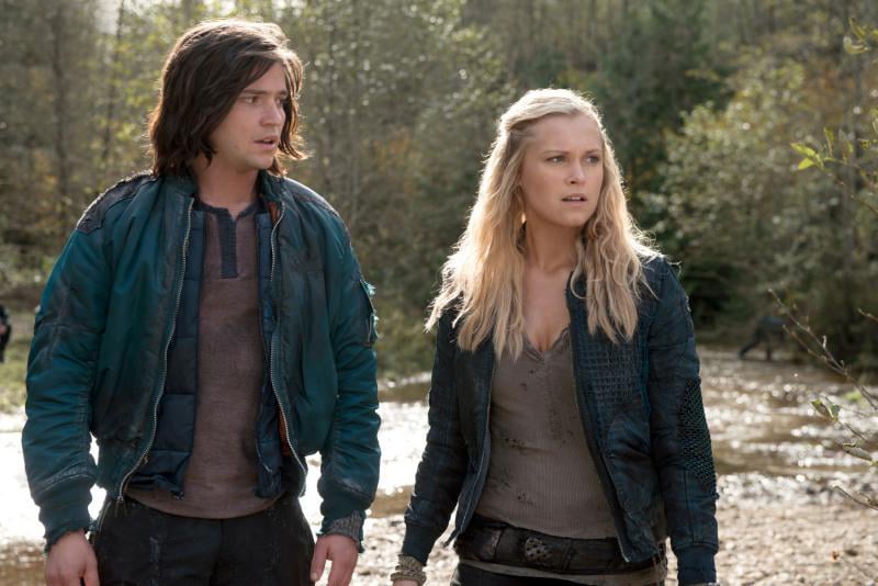 The 100 : Kinoposter Thomas McDonell, Eliza Taylor
