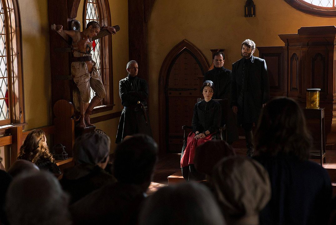 Salem : Bild Seth Gabel, Elise Eberle