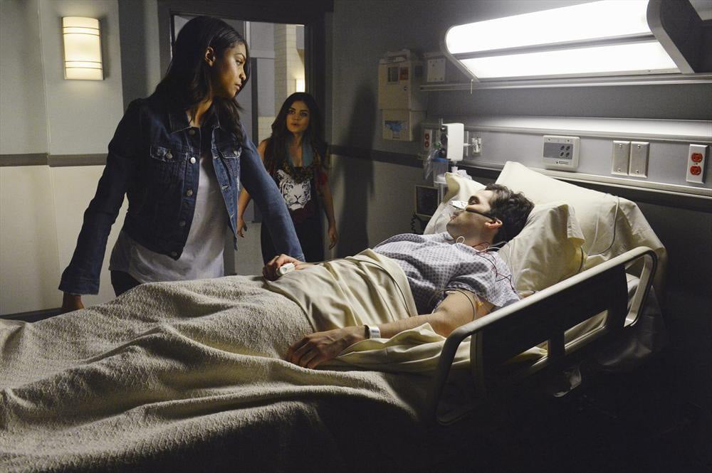 Pretty Little Liars : Bild Ian Harding, Aeriel Miranda, Lucy Hale