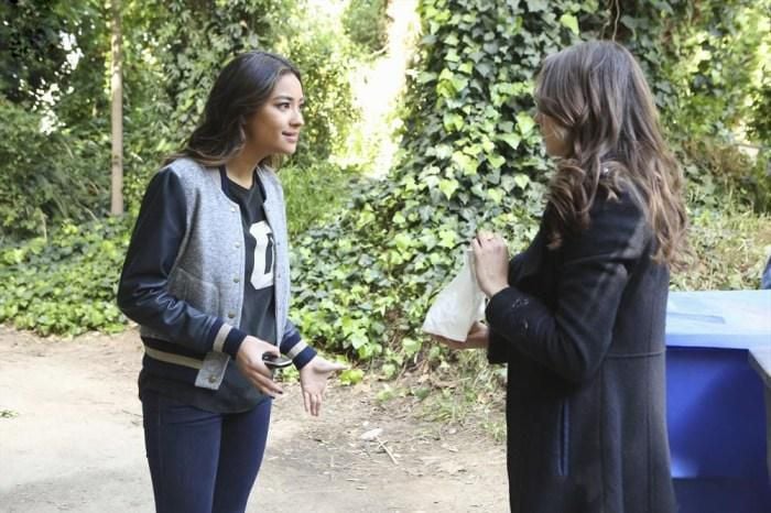 Pretty Little Liars : Bild Troian Bellisario