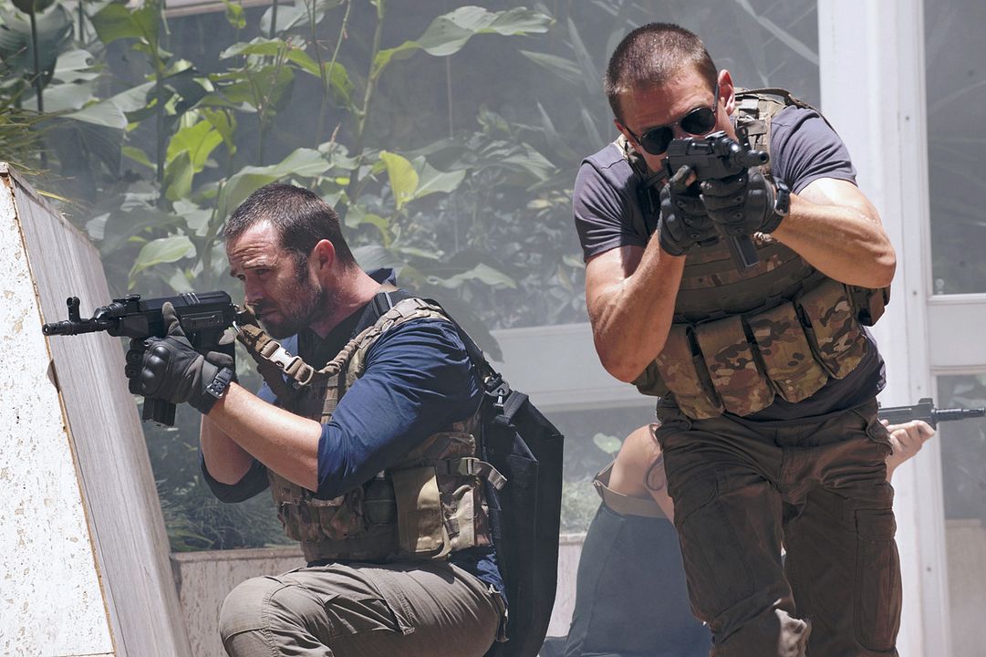 Bild Sullivan Stapleton, Philip Winchester