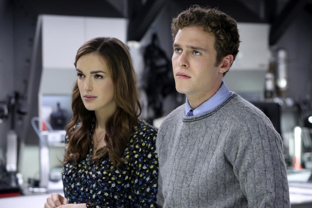 Marvel's Agents Of S.H.I.E.L.D. : Bild Elizabeth Henstridge, Iain De Caestecker