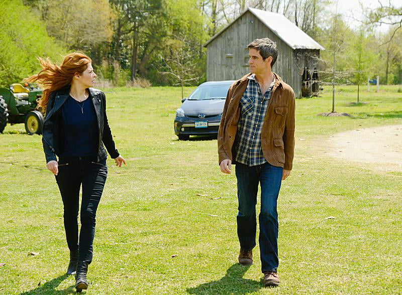 Under The Dome : Bild Rachelle LeFevre, Eddie Cahill