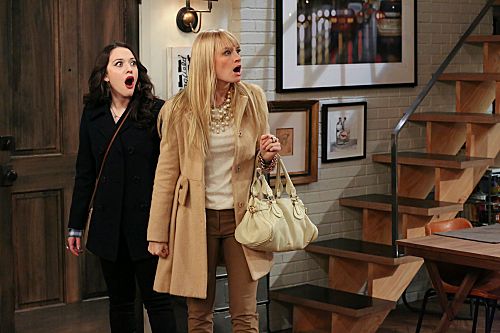 2 Broke Girls : Bild Beth Behrs, Kat Dennings