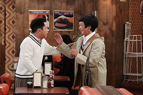 2 Broke Girls : Bild Karen Maruyama, Matthew Moy