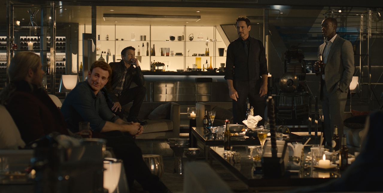 Avengers 2: Age Of Ultron : Bild Robert Downey Jr., Chris Hemsworth, Don Cheadle, Jeremy Renner, Chris Evans