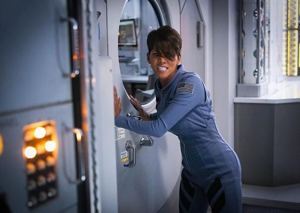 Extant : Bild Halle Berry