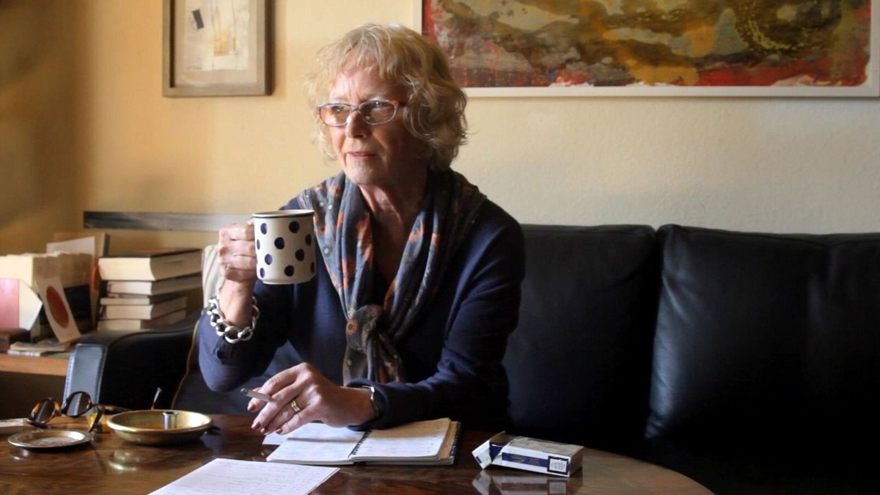 Die Zeit vergeht wie ein brüllender Löwe : Bild