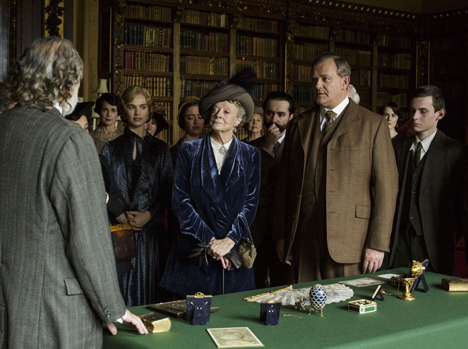 Downton Abbey : Bild Lily James, Hugh Bonneville, Maggie Smith
