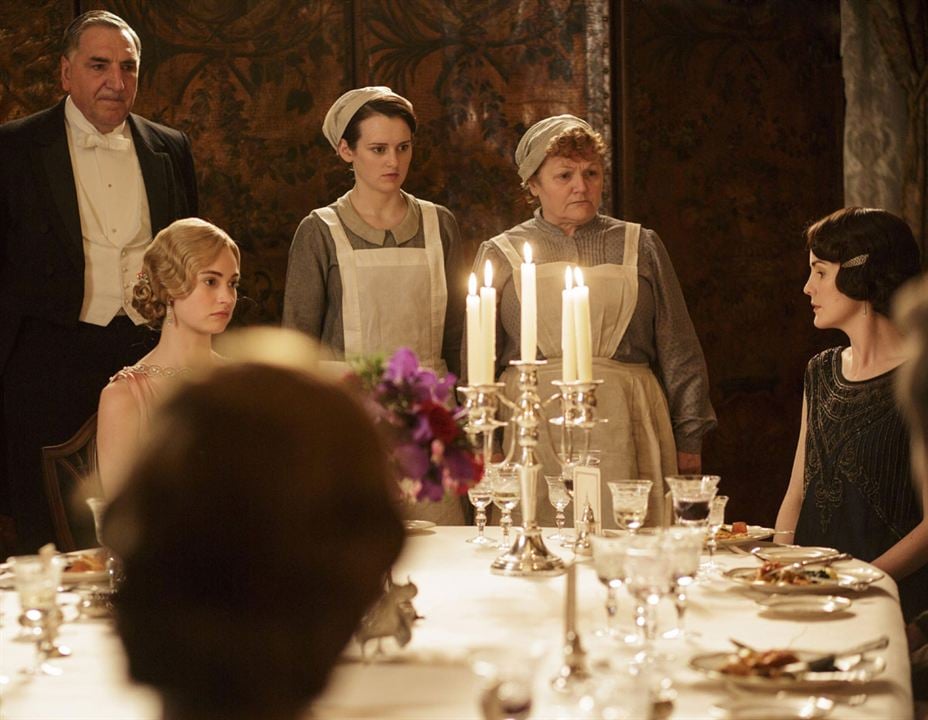 Downton Abbey : Kinoposter Sophie McShera, Lesley Nicol, Lily James, Jim Carter, Michelle Dockery