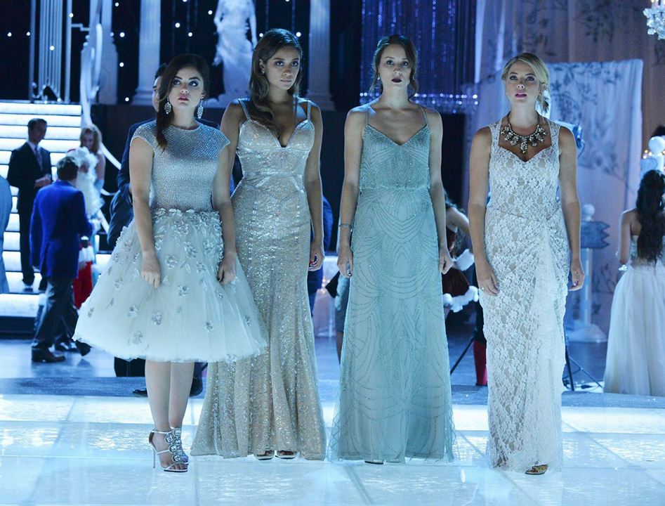 Pretty Little Liars : Bild Ashley Benson, Lucy Hale, Shay Mitchell, Troian Bellisario