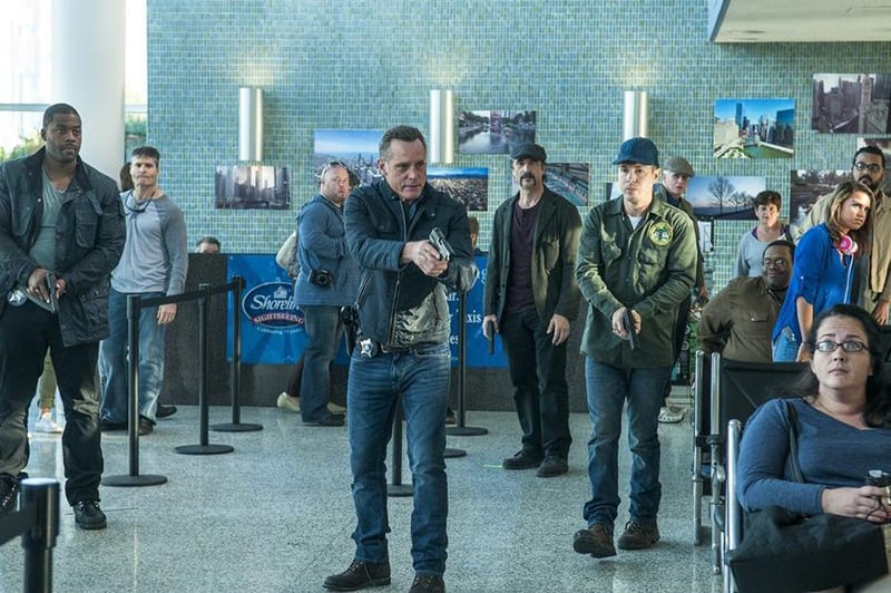 Chicago PD : Bild Jon Seda, Jason Beghe, Elias Koteas, LaRoyce Hawkins