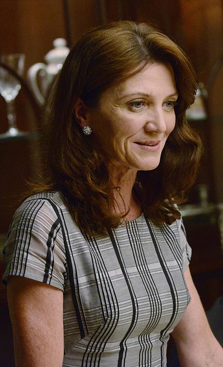 Resurrection : Bild Michelle Fairley