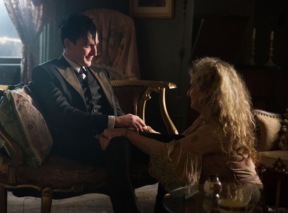 Gotham : Bild Carol Kane, Robin Lord Taylor