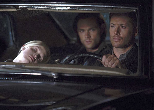 Supernatural : Bild Jared Padalecki, Jensen Ackles, Brit Sheridan