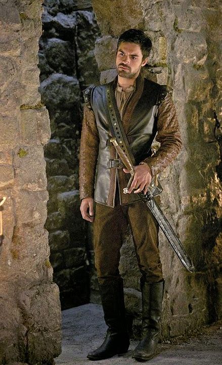 Reign : Bild Sean Teale