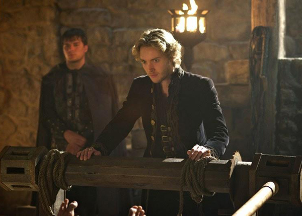 Reign : Bild Toby Regbo