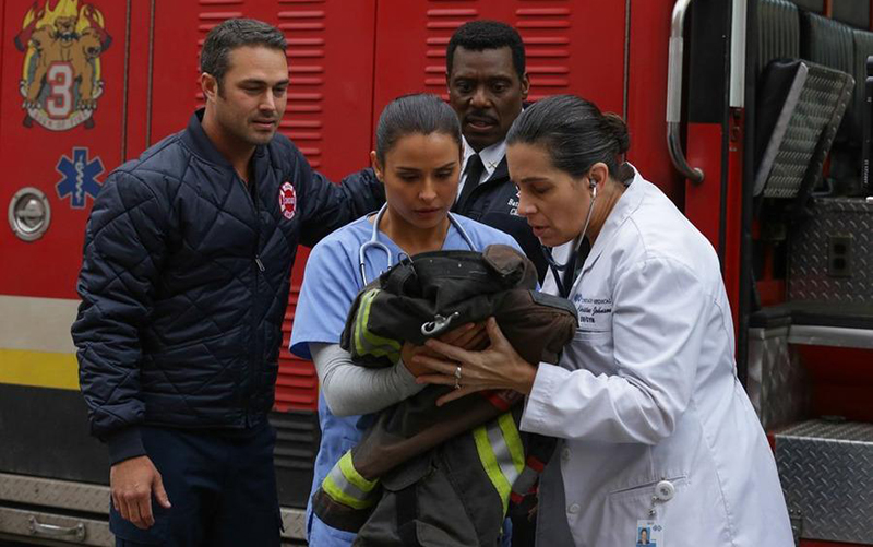 Chicago Fire : Bild Taylor Kinney, Eamonn Walker