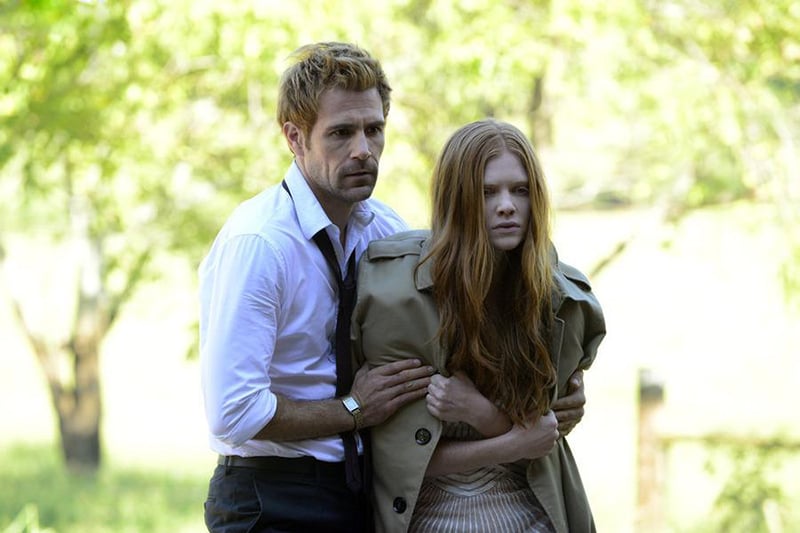 Constantine : Bild Matt Ryan, Megan West