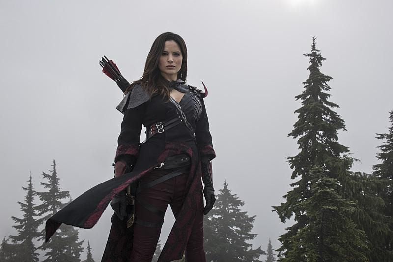 Arrow : Bild Katrina Law