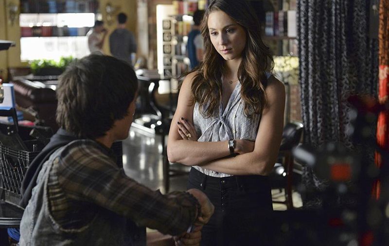 Pretty Little Liars : Bild Troian Bellisario