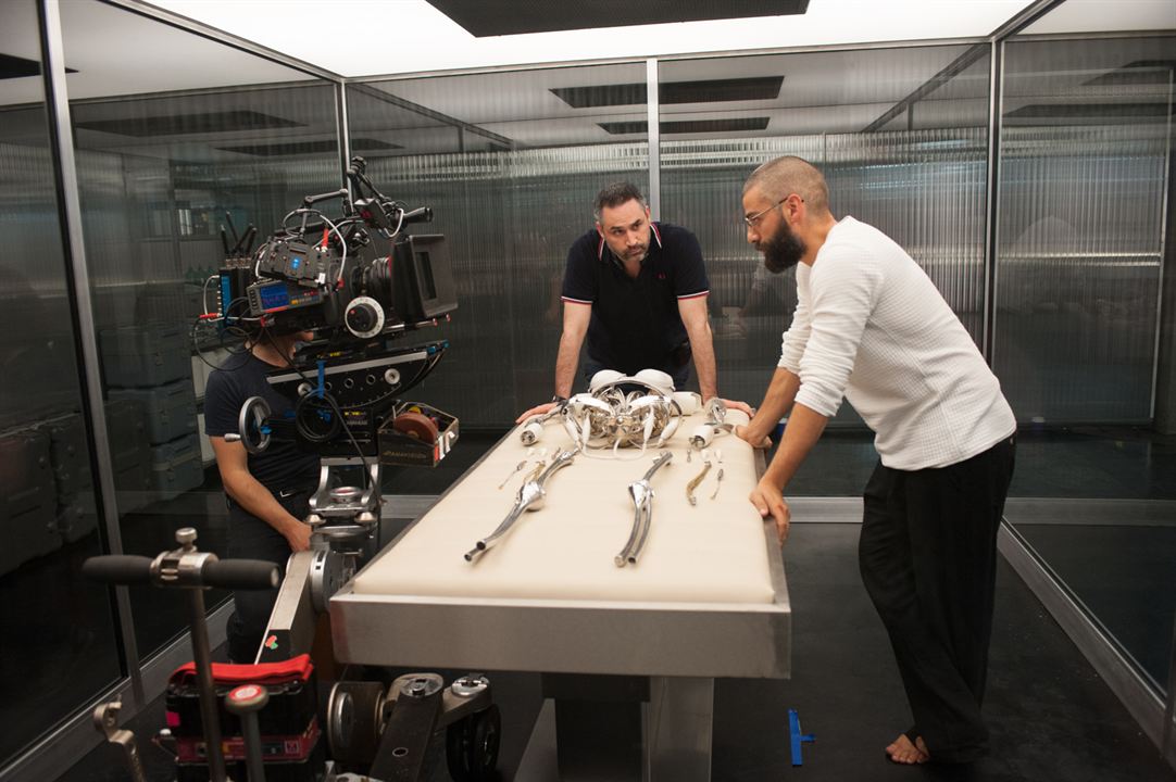 Ex Machina : Vignette (magazine) Oscar Isaac, Alex Garland