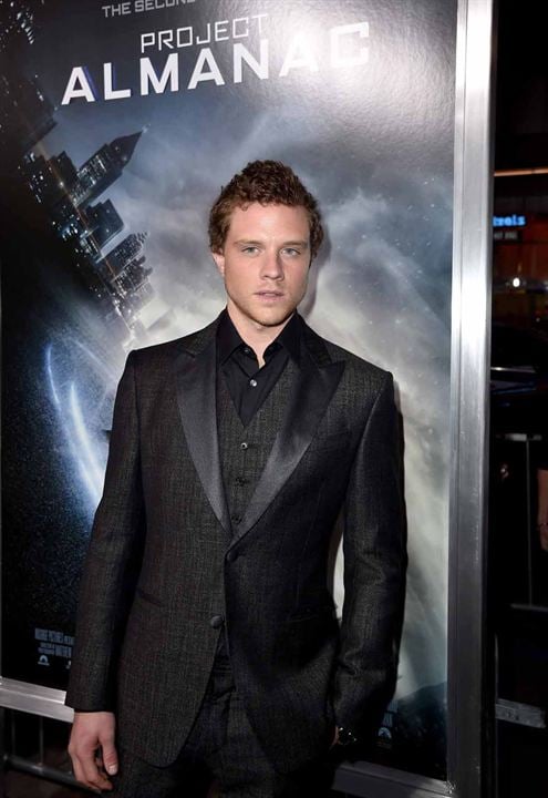 Project: Almanac : Vignette (magazine) Jonny Weston