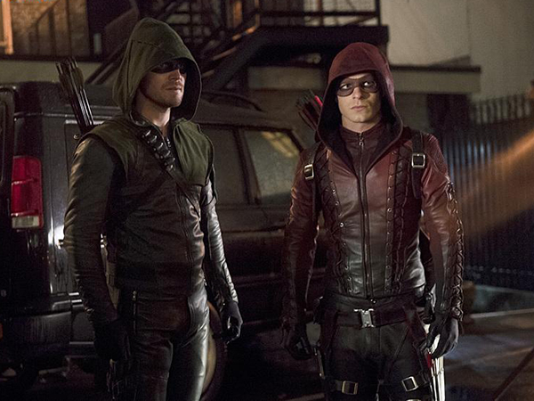 Arrow : Bild Stephen Amell, Colton Haynes