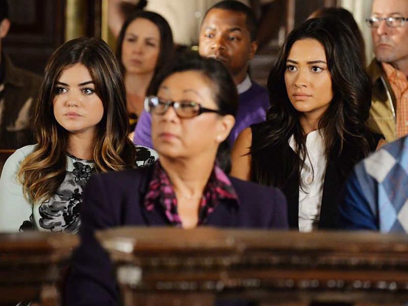 Pretty Little Liars : Bild Lucy Hale, Shay Mitchell