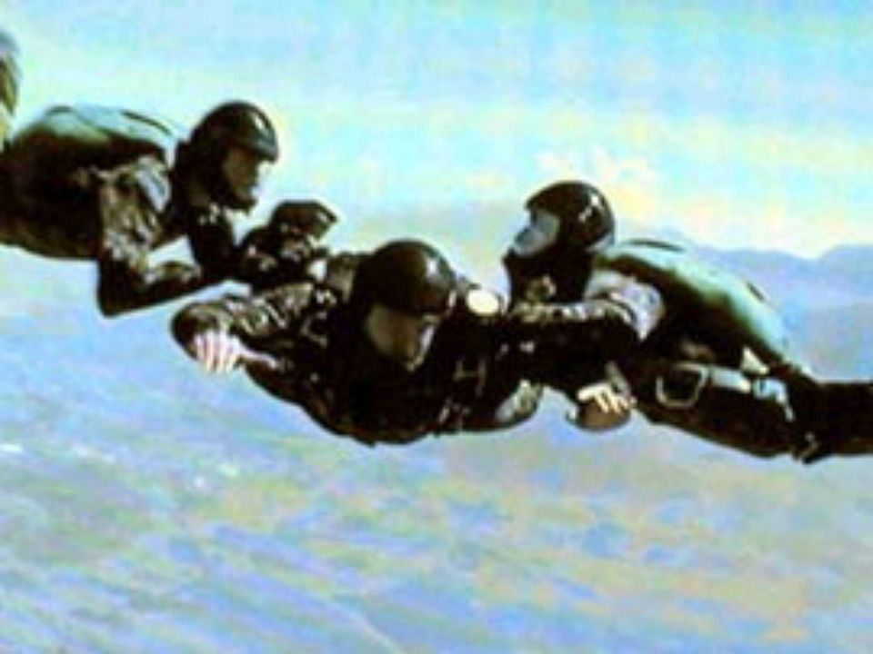 Brigada Pára-Quedista : Bild